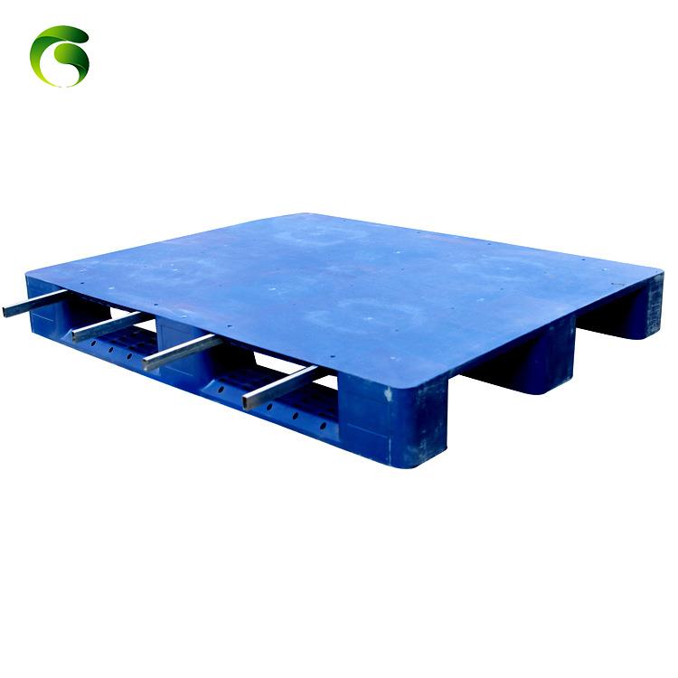 Reusable & Rackable HDPE Pallets